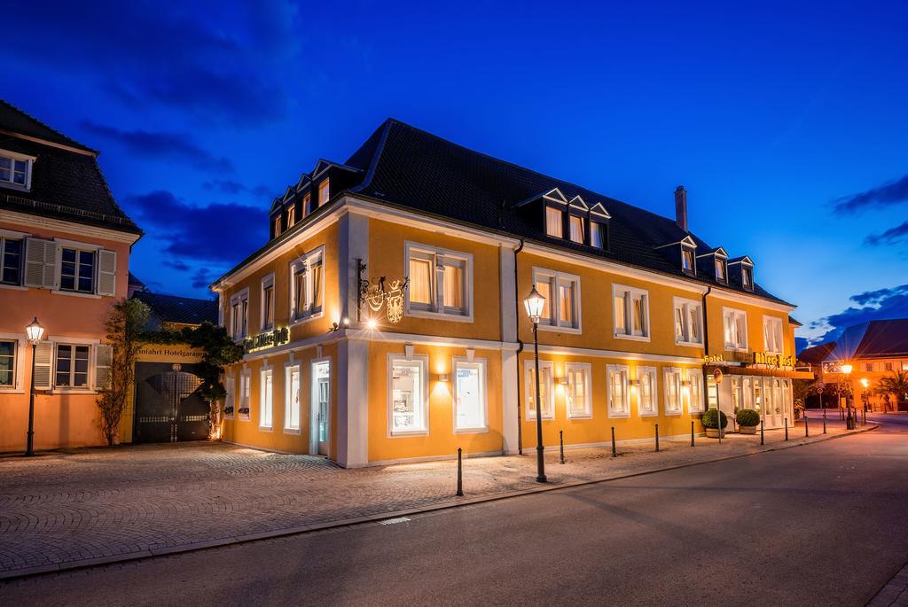 Hotel Adler Post Schwetzingen Exterior photo
